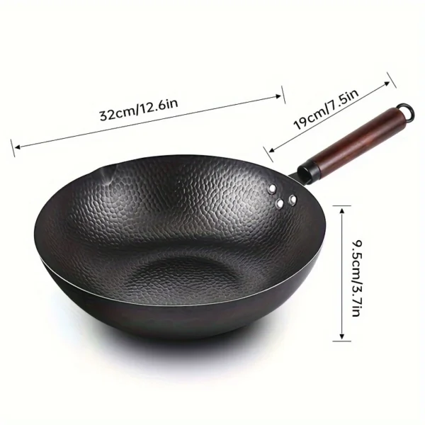 f460541f-c182-402c-a5c5-f448b886cd0f.webp 32cm Cast Iron Wok